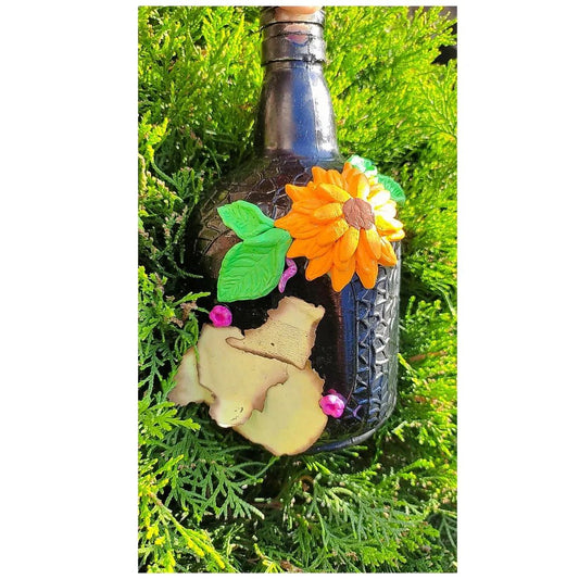 🌻 Sun-Kissed Bloom – The Ginger Glow Bottle